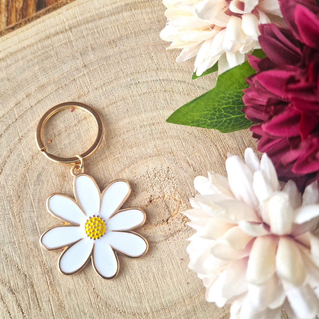 Daisy Enamel Keyring
