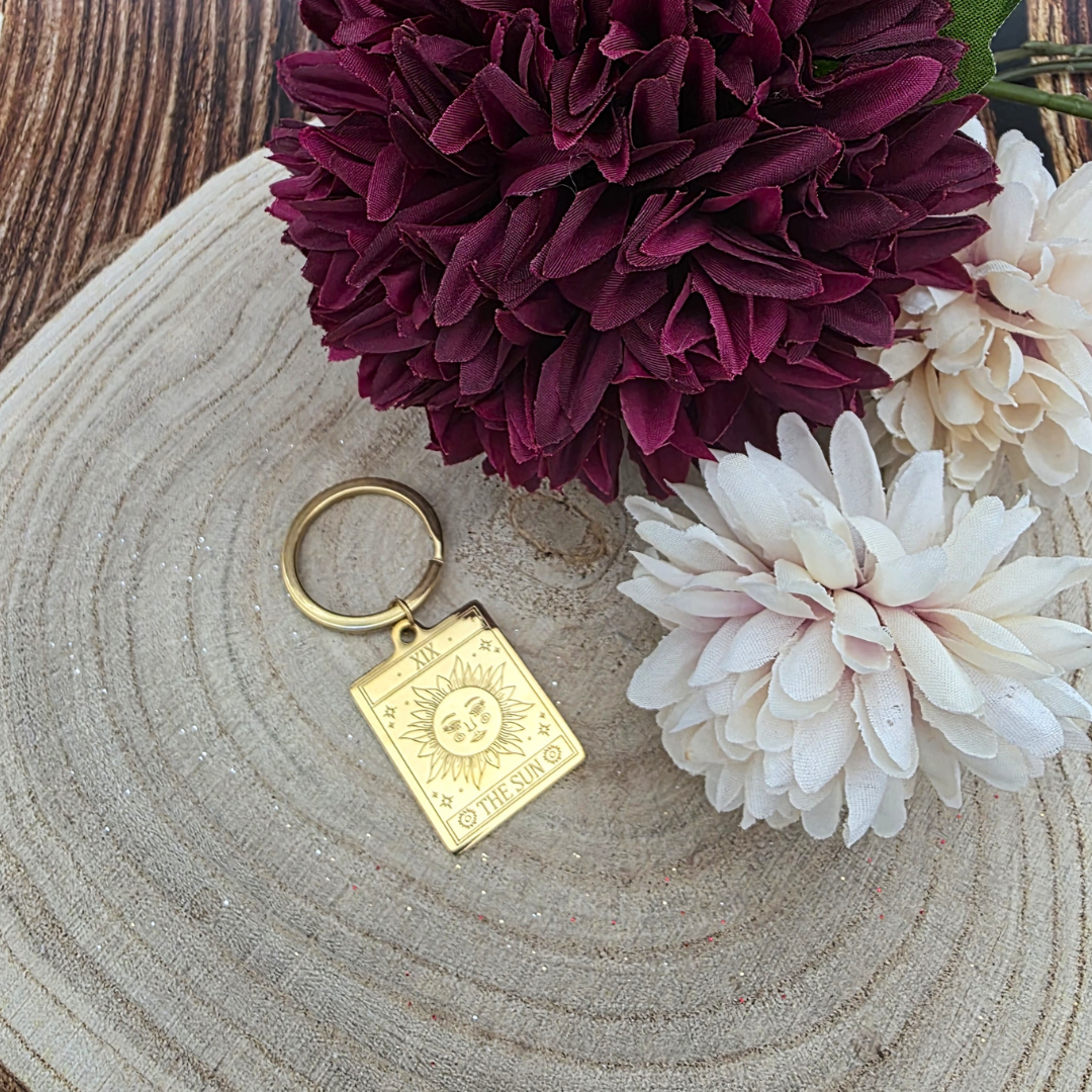 The Sun Vintage Tarot Gold Tone Stainless Steel Keyring