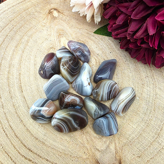 Medium Tumble Stone - Grey Agate